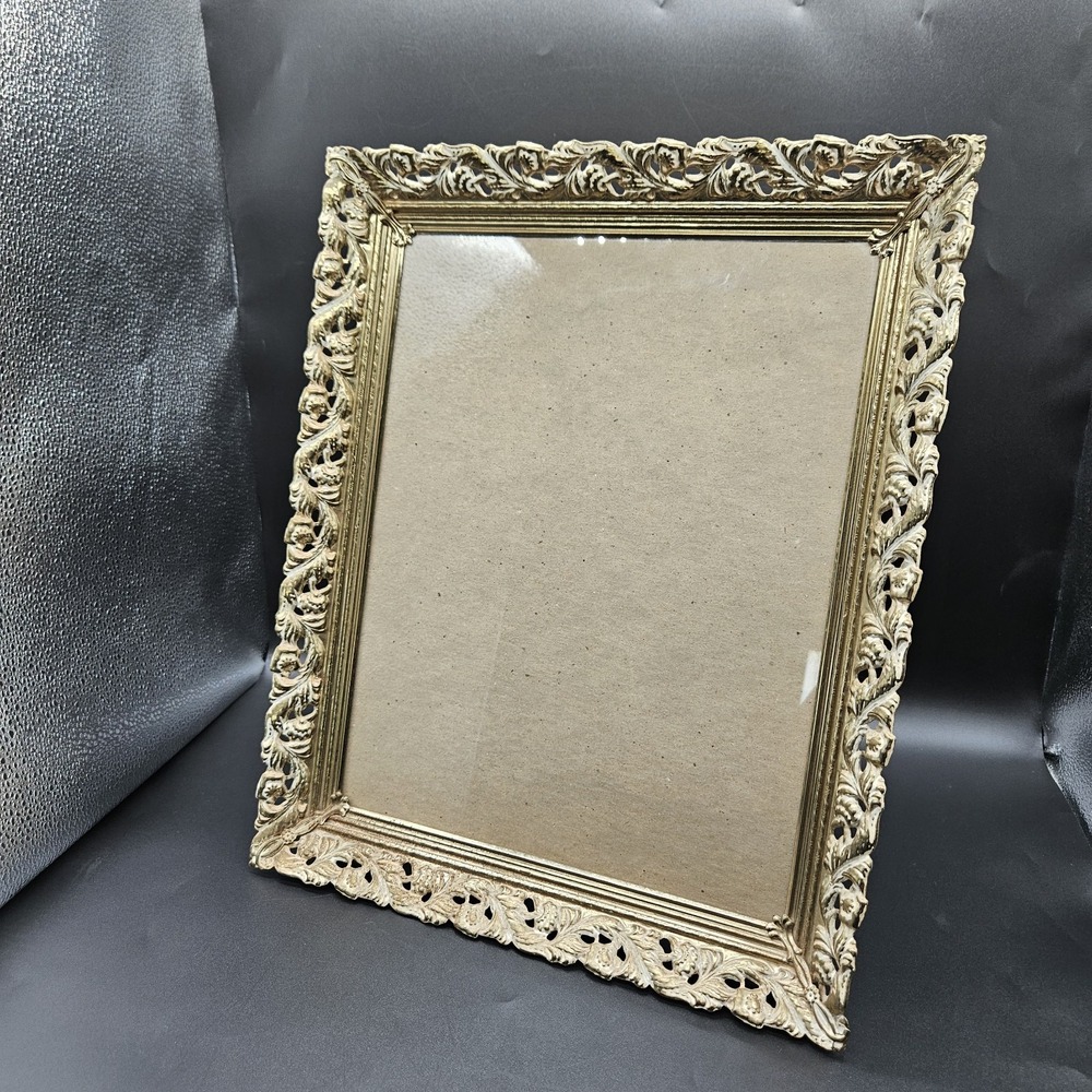 VTG Scrollwork Ornate Hollywood Distressed Gold Metal Photo Picture Frame 11x14
